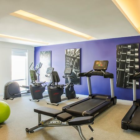 Fiesta Inn Express Queretaro Constituyentes Ngoại thất bức ảnh