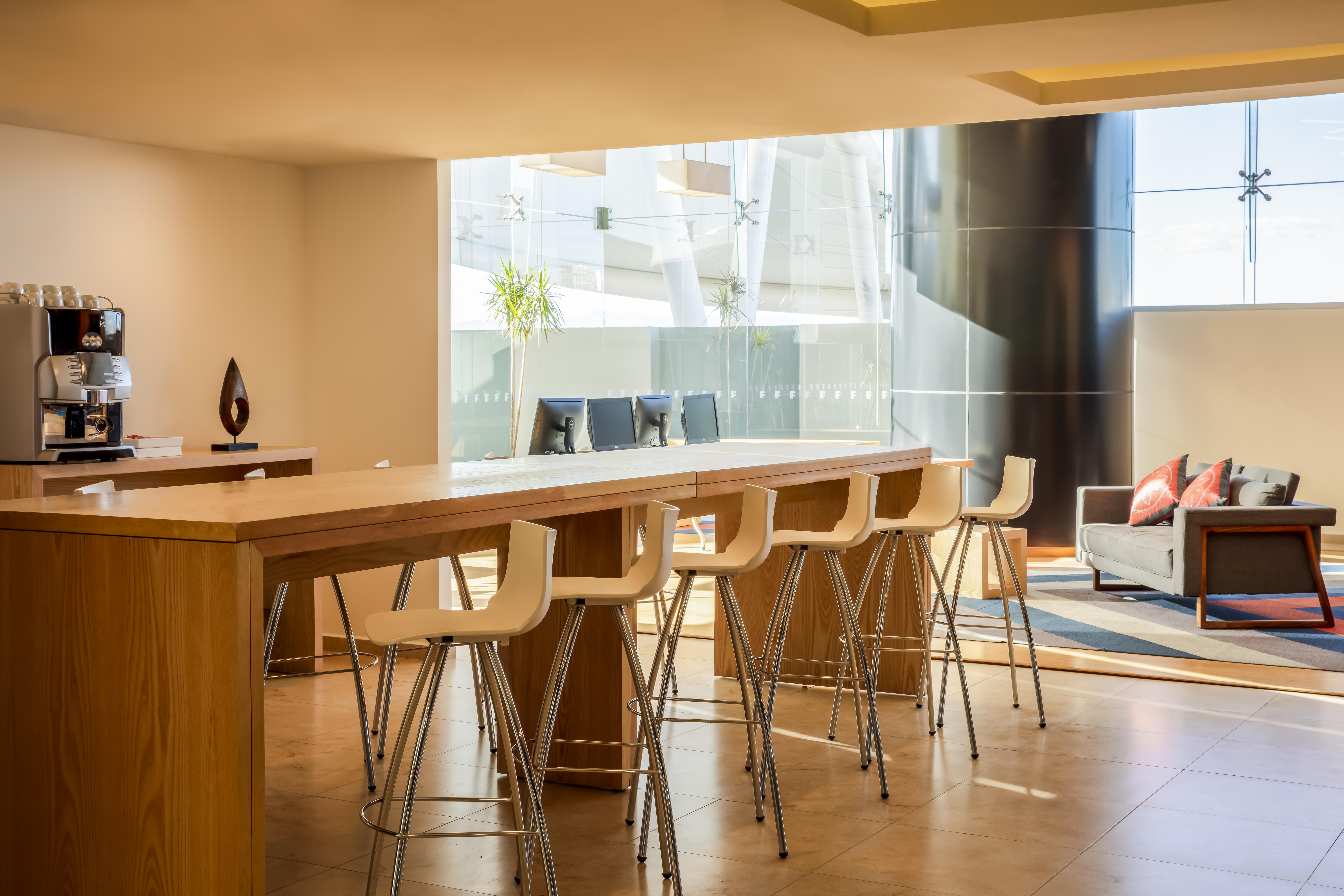 Fiesta Inn Express Queretaro Constituyentes Ngoại thất bức ảnh