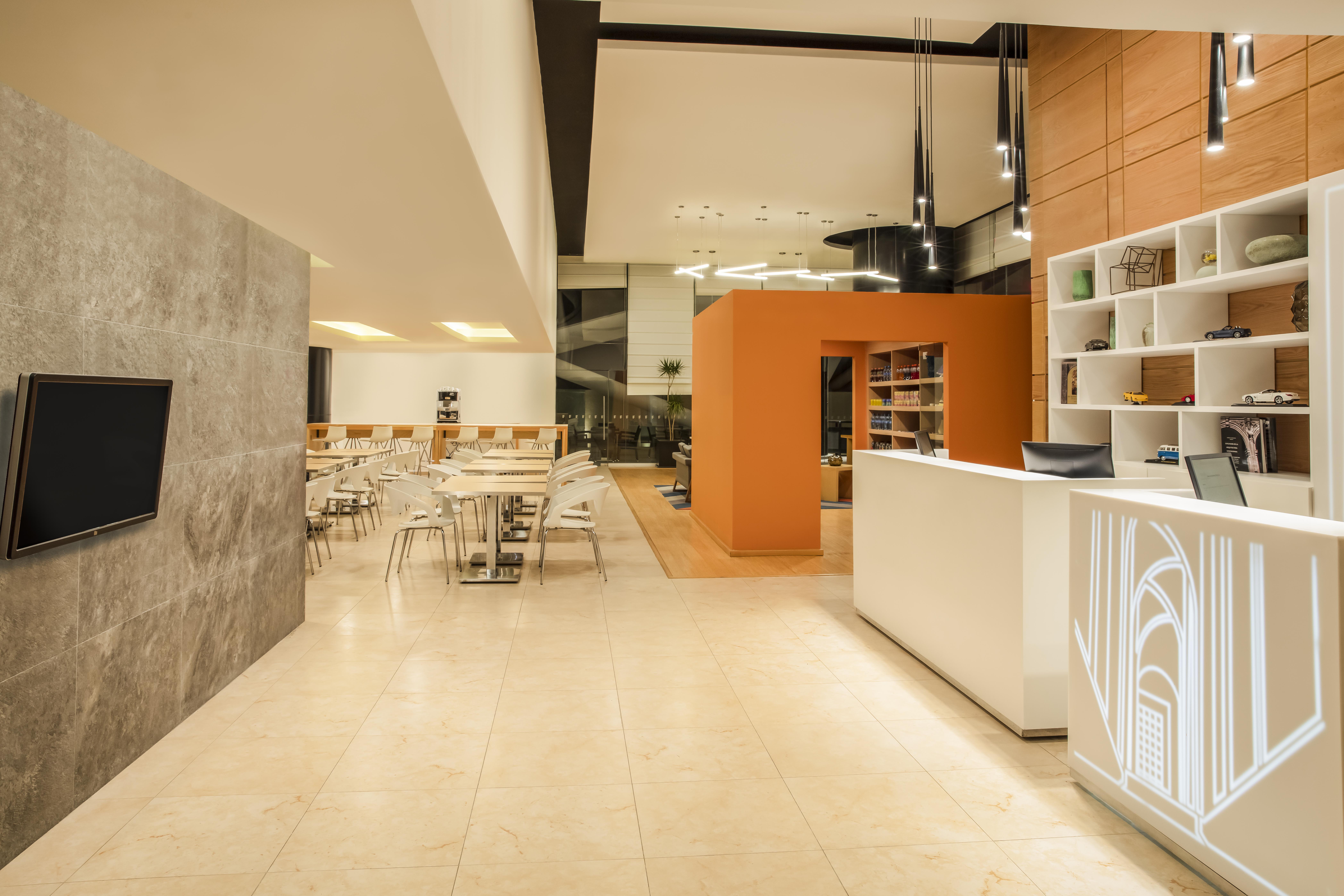 Fiesta Inn Express Queretaro Constituyentes Ngoại thất bức ảnh