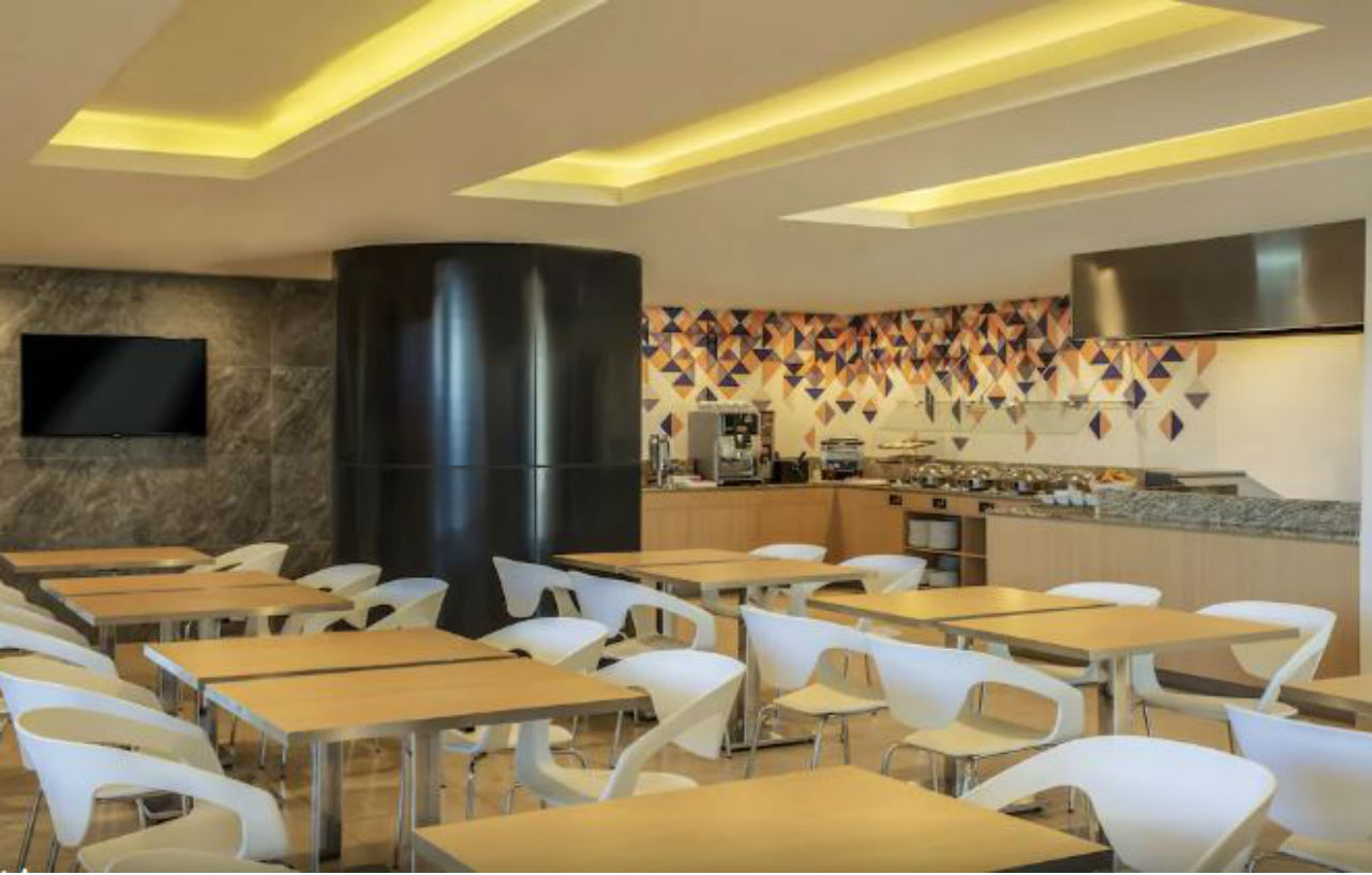 Fiesta Inn Express Queretaro Constituyentes Ngoại thất bức ảnh
